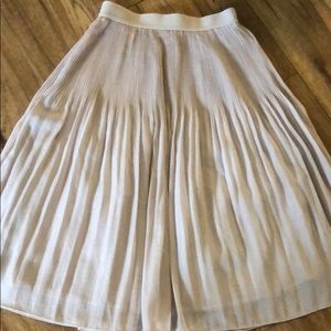 Shiny caramel cream skirt